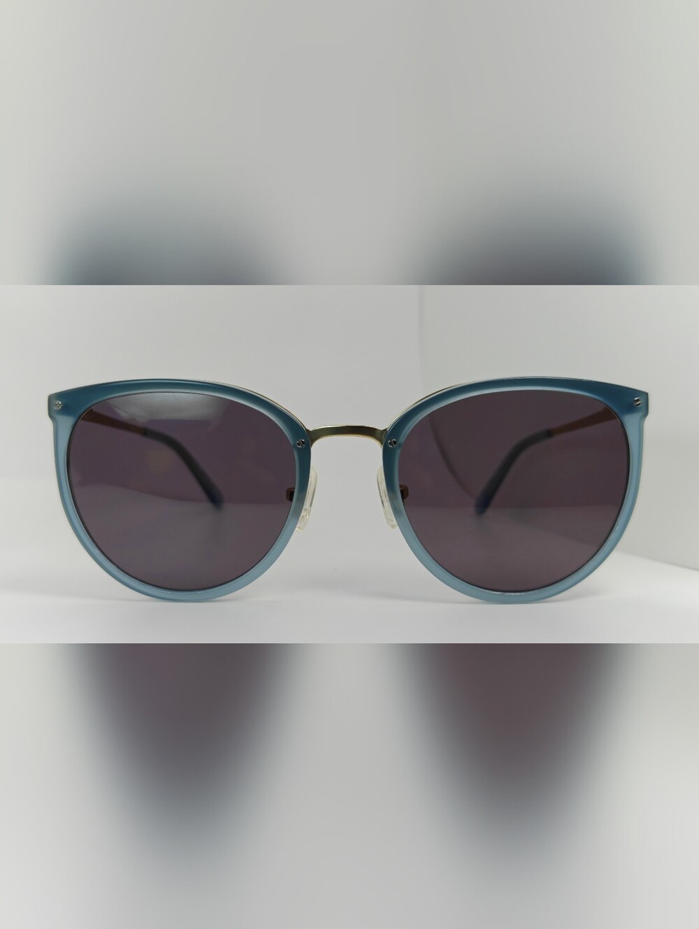 Crush. Sky Blue Round Women's glasses - Classic. Round Cat Look.